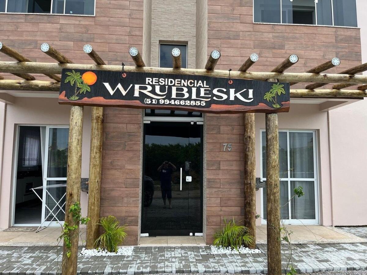Residencial Wrubleski Sc Pinheira Extérieur photo